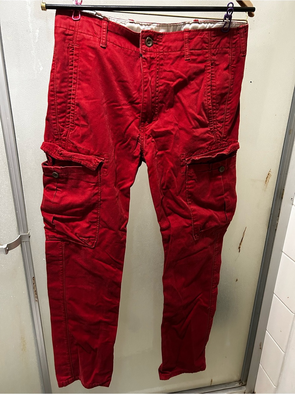 Levi red cargo pants